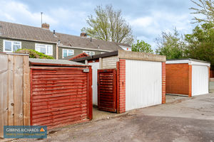 Rear- click for photo gallery